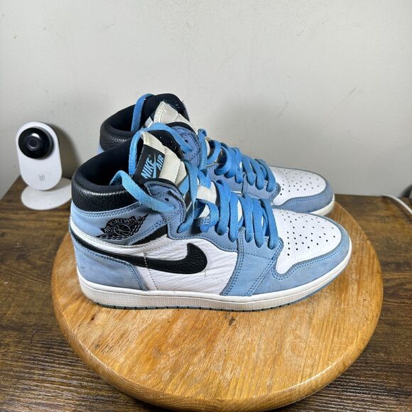 Nike Other - Nike Air Jordan 1 High OG UNC University Blue Mens‎ Size 9 Shoes 555088-134